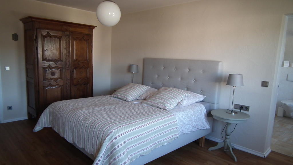 Hotel Cafe Del Maar Schalkenmehren Pokoj fotografie